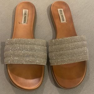 Steve Madden Size 10 rhinestone slides